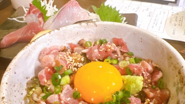 薩摩えご家でキビナゴ食べた。よっちゃんさんと久しぶりにご飯に行ったよ。